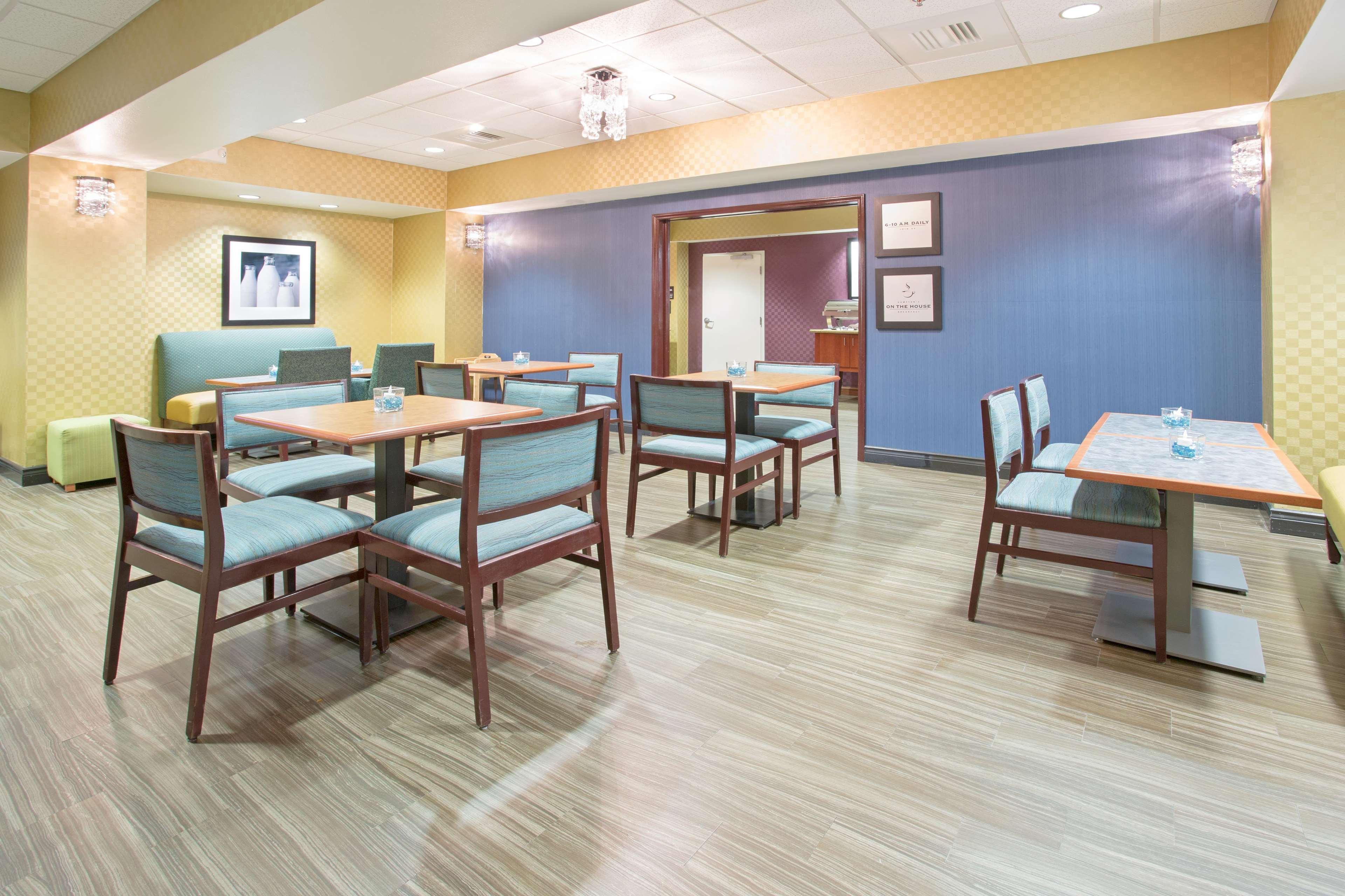 Hampton Inn Santa Rosa Bagian luar foto
