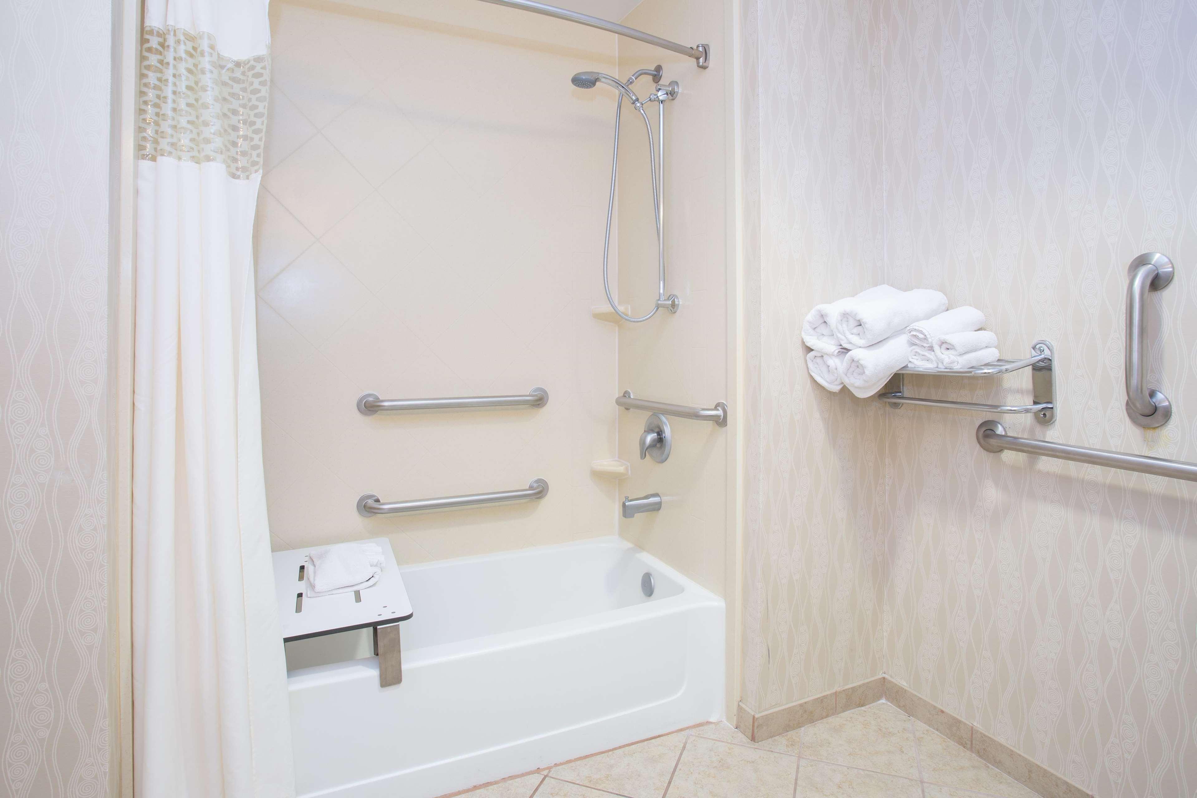 Hampton Inn Santa Rosa Bagian luar foto