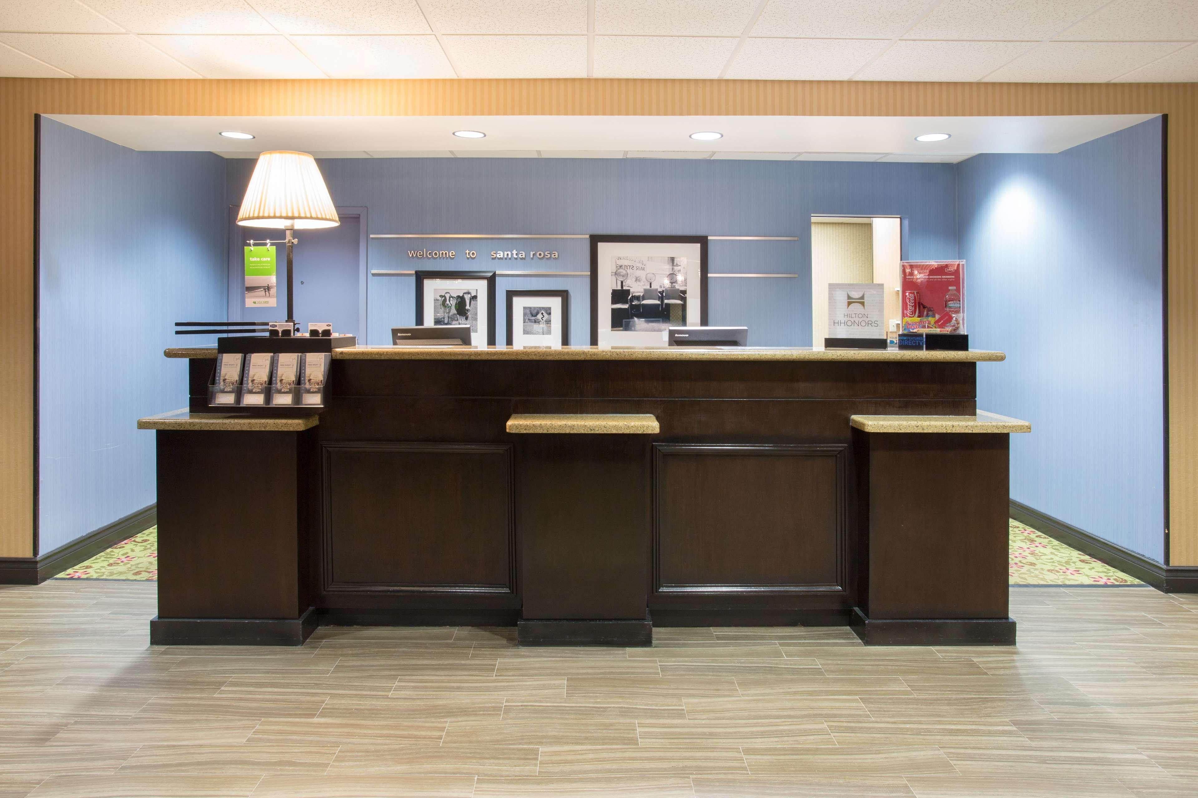 Hampton Inn Santa Rosa Bagian luar foto