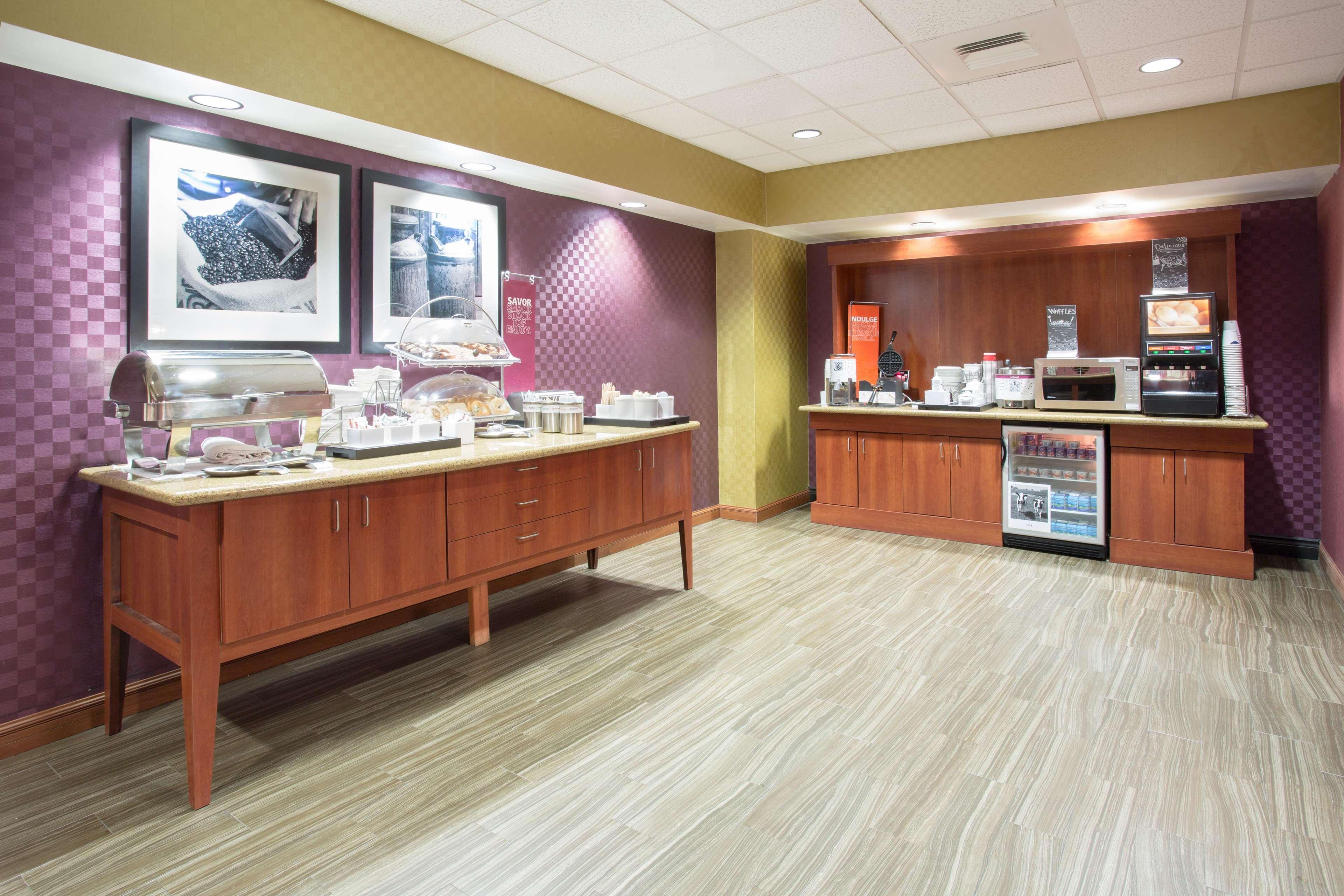 Hampton Inn Santa Rosa Bagian luar foto