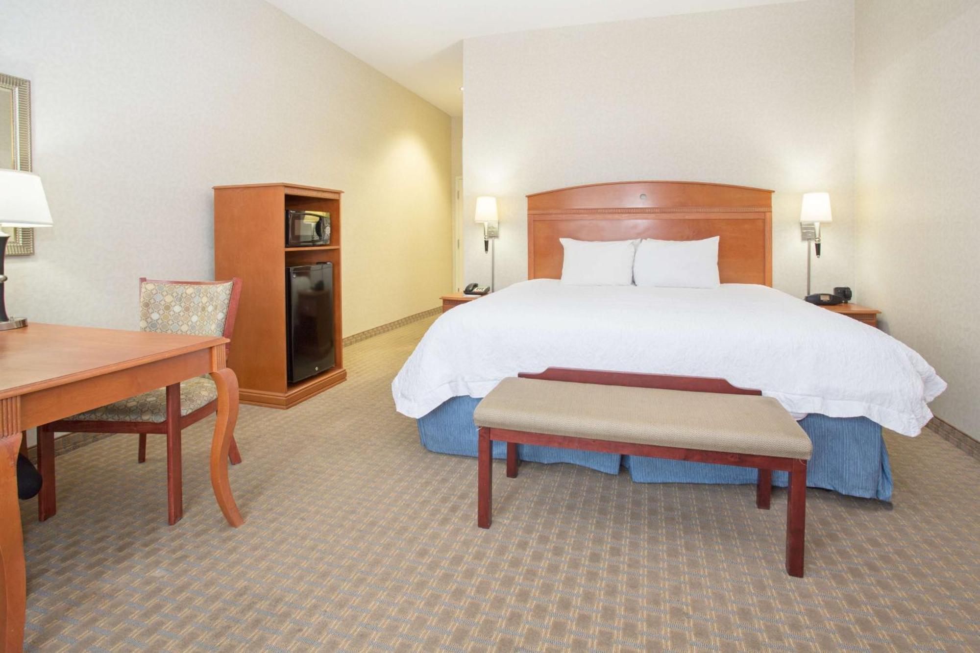 Hampton Inn Santa Rosa Bagian luar foto