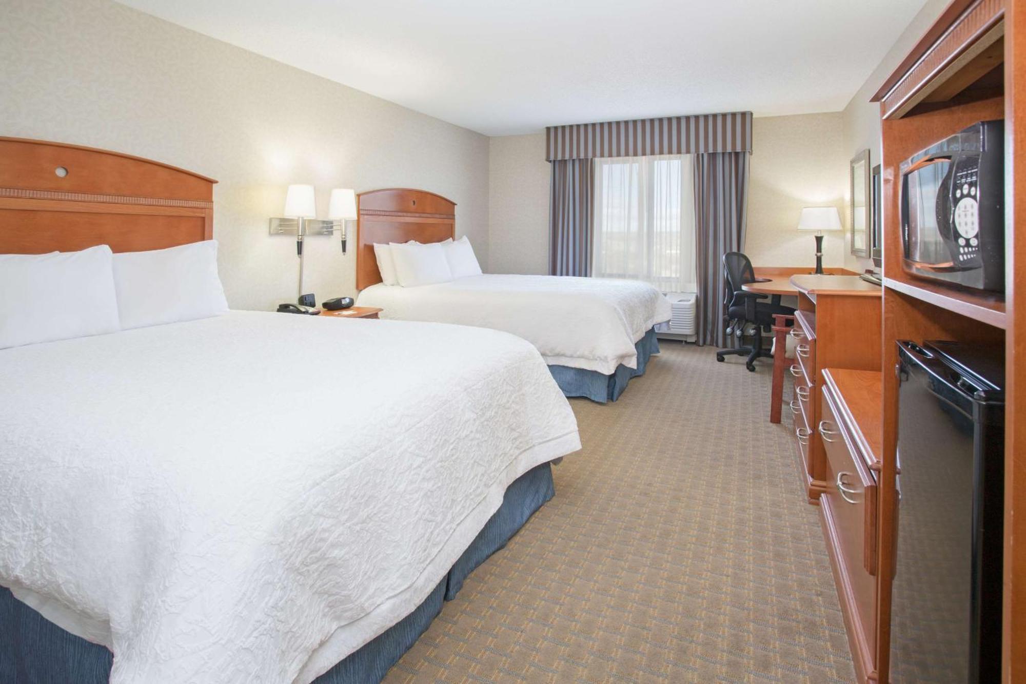 Hampton Inn Santa Rosa Bagian luar foto